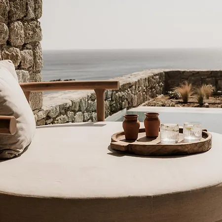 Enigma Mykonos Hideaway 4* أورنوس